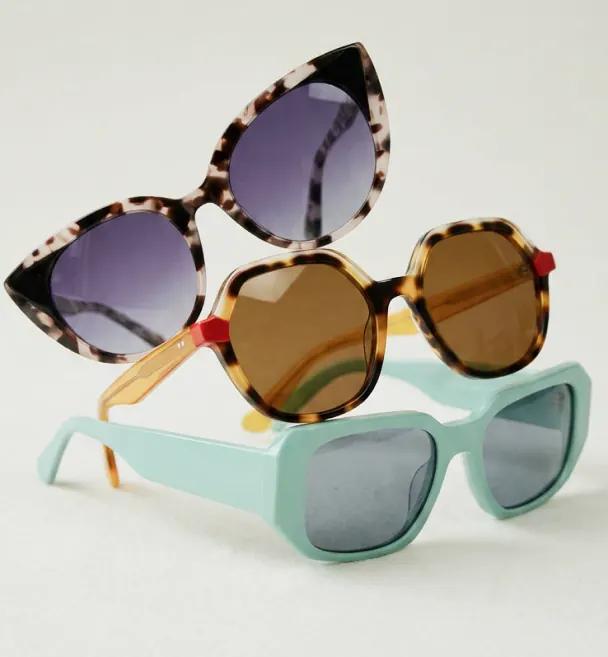 Óculos de sol variados da Opticalia